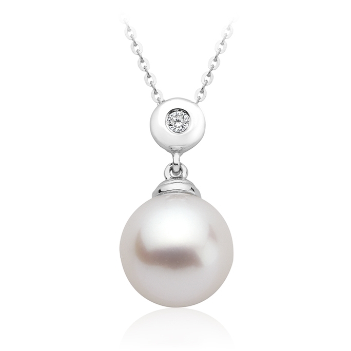 simple pearl and diamond necklace